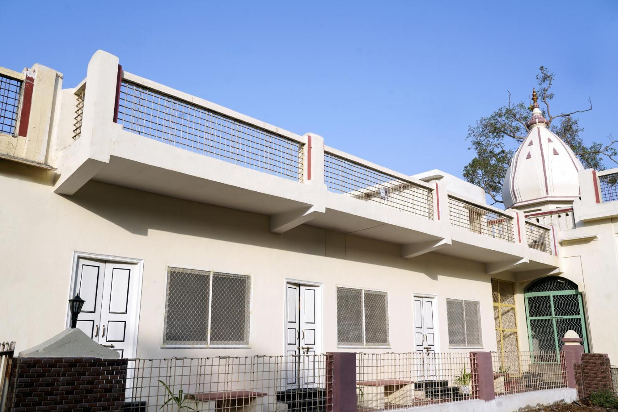 Shree Krishna Bhakti Ashram Otel Vrindāvan Dış mekan fotoğraf